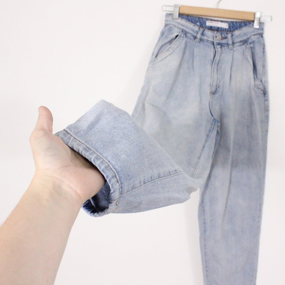 Garage 80's Highrise Mom Jeans